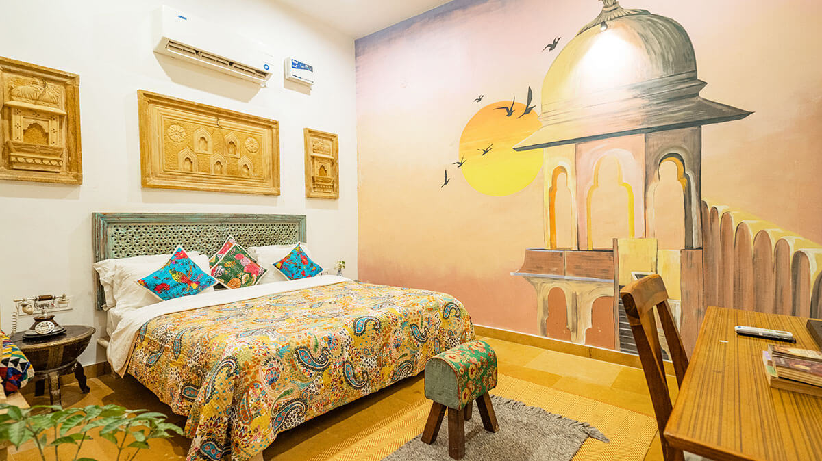 Kotadi Room – Cozy Corners, Timeless Comfort