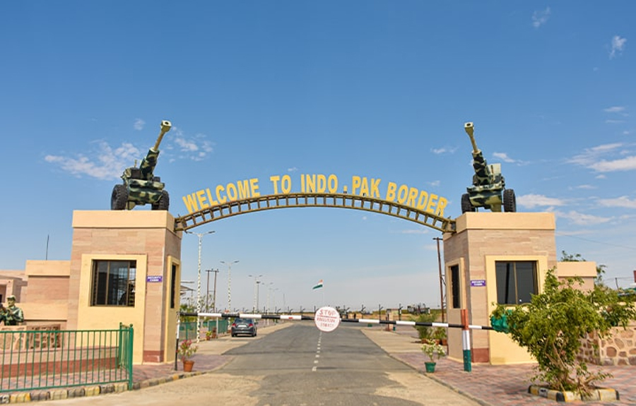 Border Trails: Jaisalmer Stay with Indo-Pak Border Visit